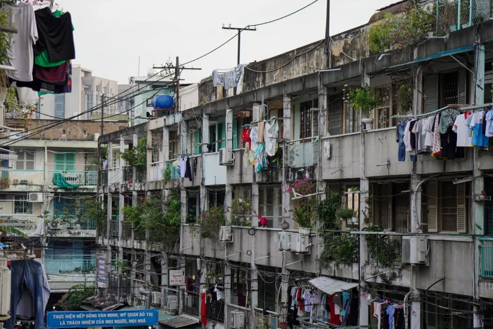 Nhà phố có sân trước